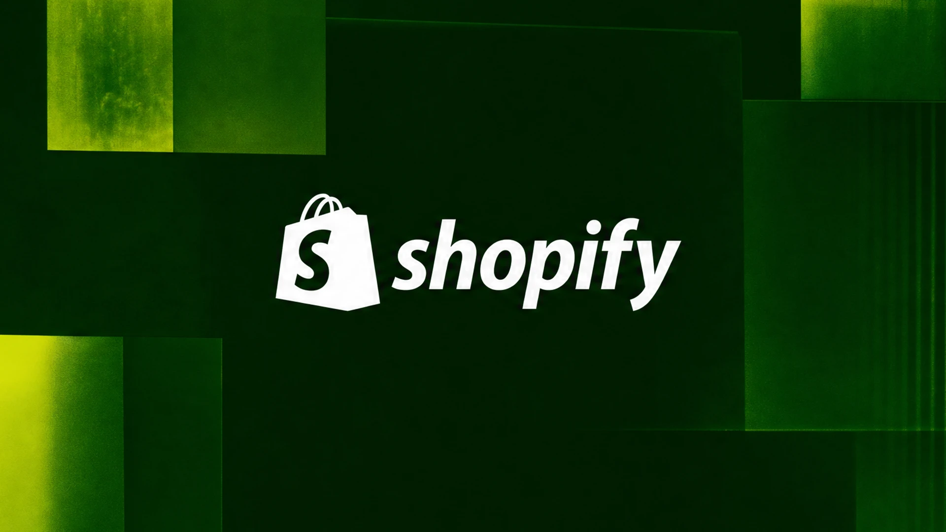 Weißes Shopify-Logo auf dunkelgrünem Hintergrund mit geometrischen grünen und gelben Flächen